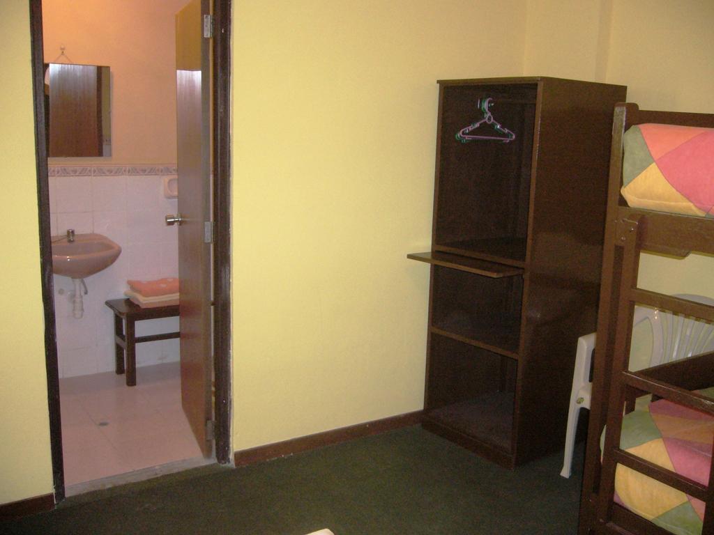 El Manzano Guest House Puno Room photo